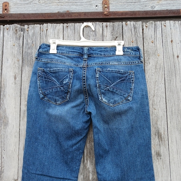 Silver Jeans LOLA Women 29x31 Blue Flare Relaxed Dark Wash Distressed Low Rise - Picture 4 of 5